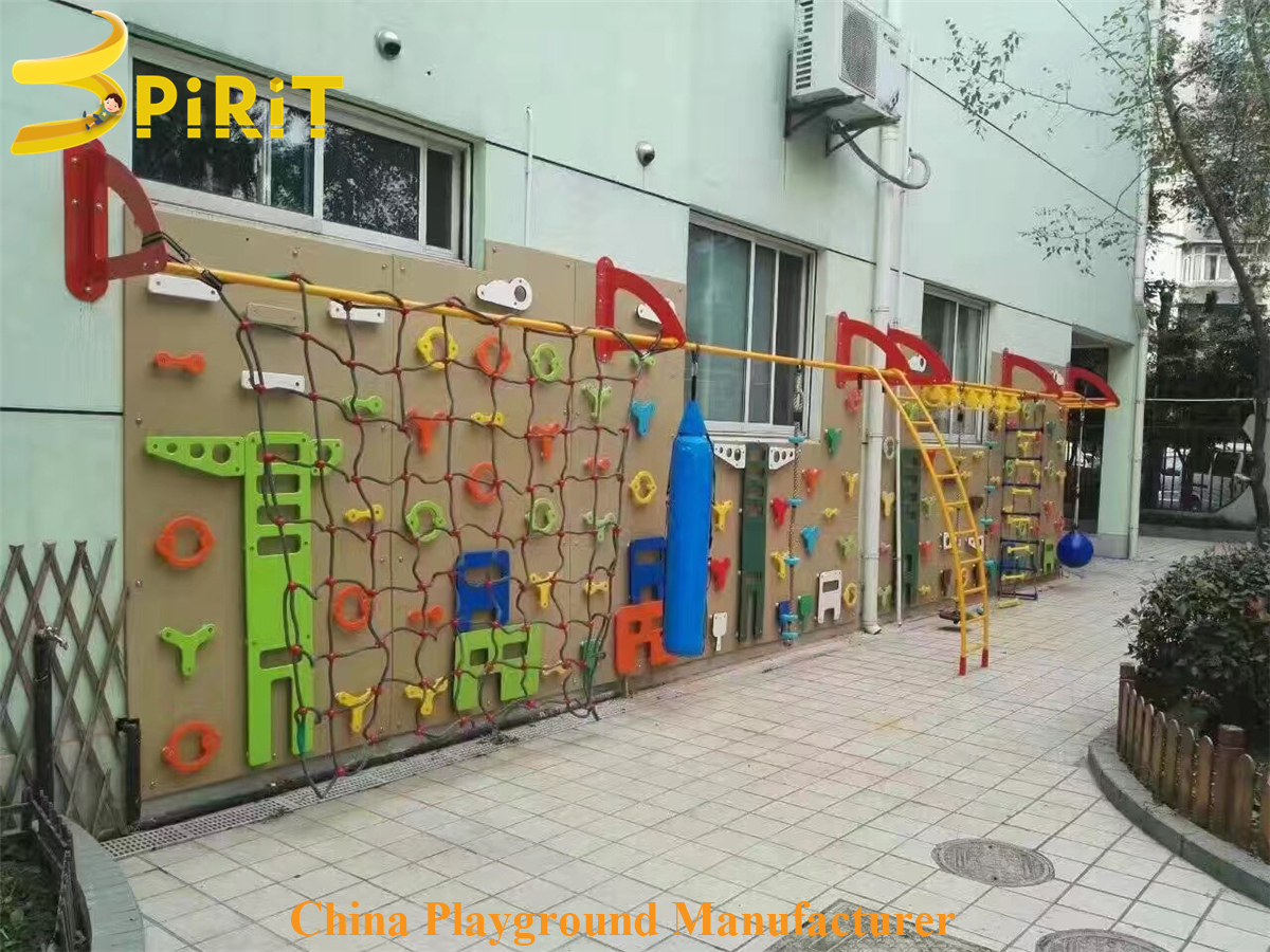 Wonderful traverse wall for kids climbing in school.-SPIRIT PLAY,Outdoor Playground, Indoor Playground,Trampoline Park,Outdoor Fitness,Inflatable,Soft Playground,Ninja Warrior,Trampoline Park,Playground Structure,Play Structure,Outdoor Fitness,Water Park,Play System,Freestanding,Interactive,independente ,Inklusibo, Park, Pagsaka sa Bungbong, Dula sa Bata